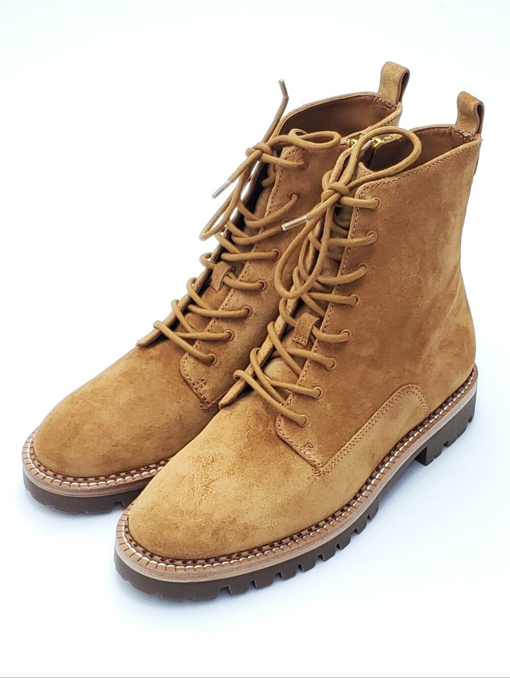 NEW Vince Cabria Water Repellent Camel Suede Lug Sole Combat Boots Womens Size 8